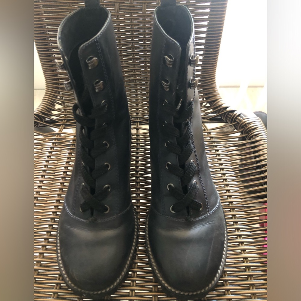 Marc by Marc Jacobs navy leather lace up boots